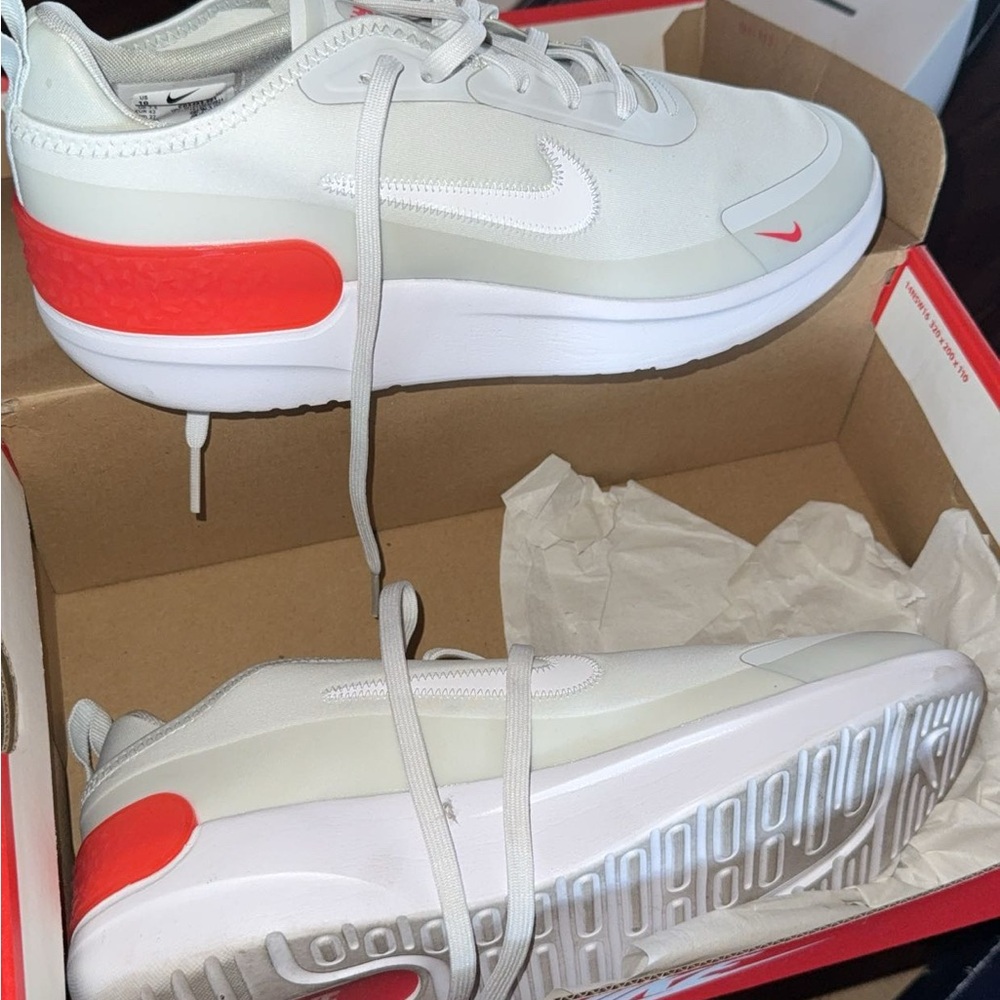 women's nike amixa